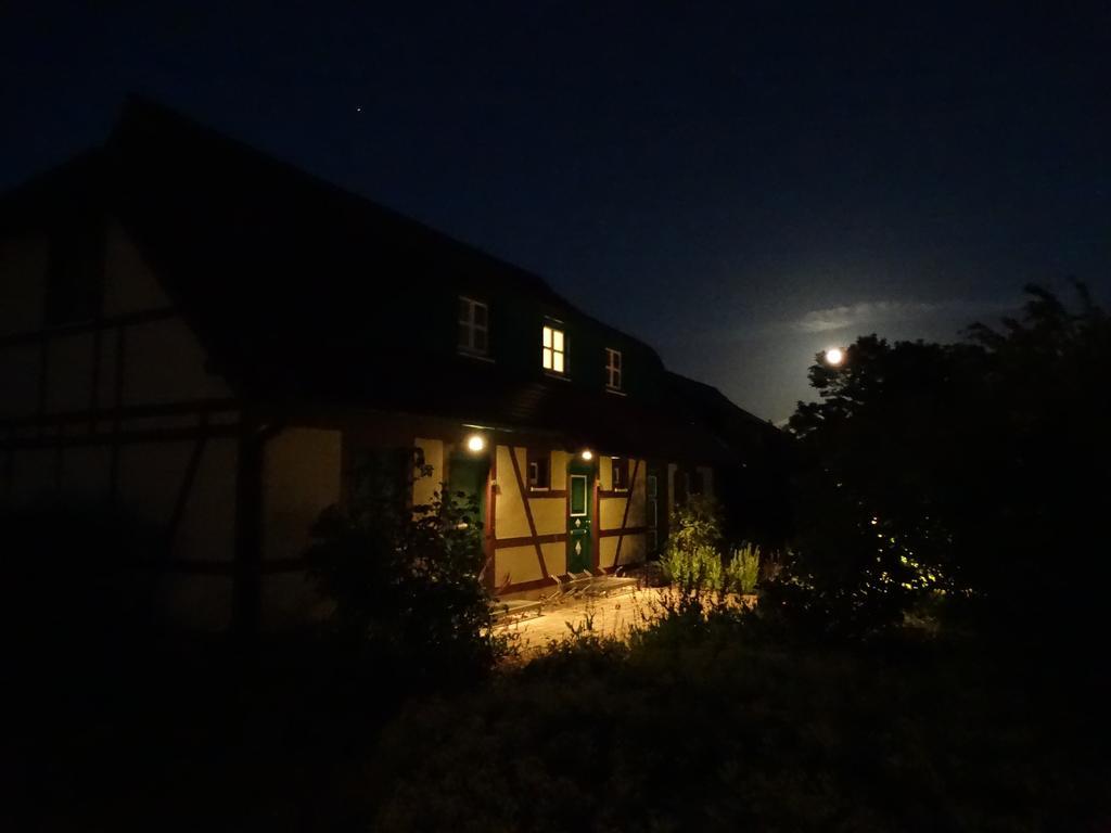 Strandnahe Ferienwohnung Ruegen Dranske Exterior photo